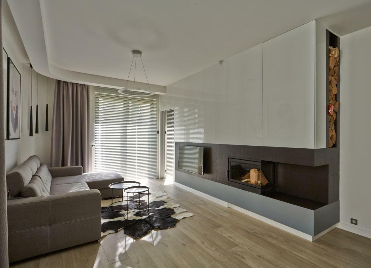 Apartament Baltica Z Ogrodkiem - W Ustronnym Miejscu Tuz Przy Plazy Rogowo  Exterior foto