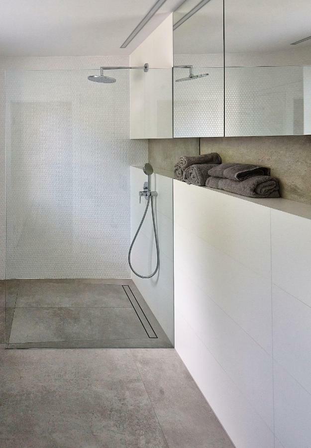 Apartament Baltica Z Ogrodkiem - W Ustronnym Miejscu Tuz Przy Plazy Rogowo  Exterior foto