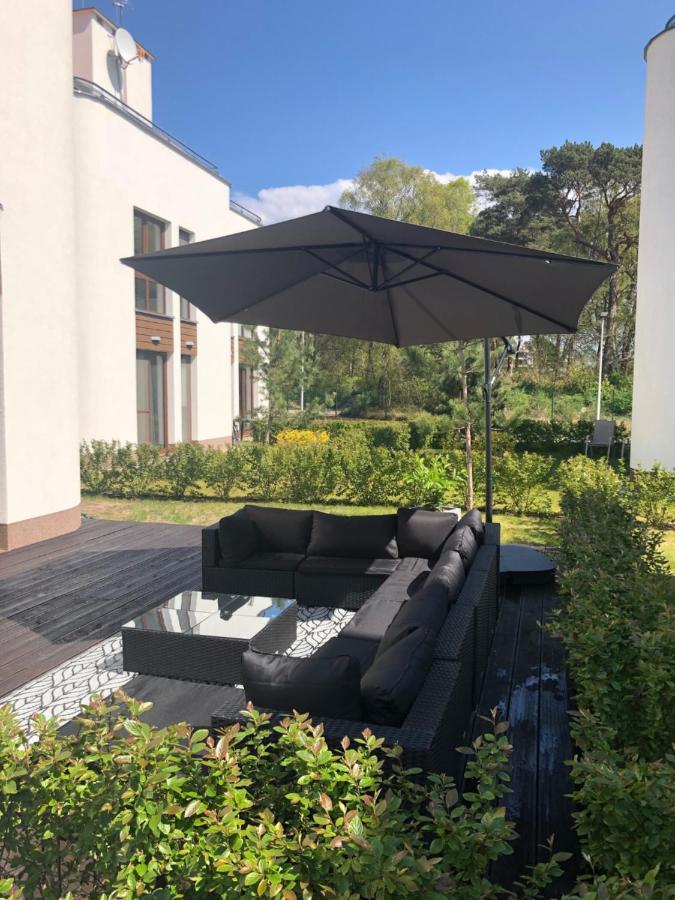 Apartament Baltica Z Ogrodkiem - W Ustronnym Miejscu Tuz Przy Plazy Rogowo  Exterior foto