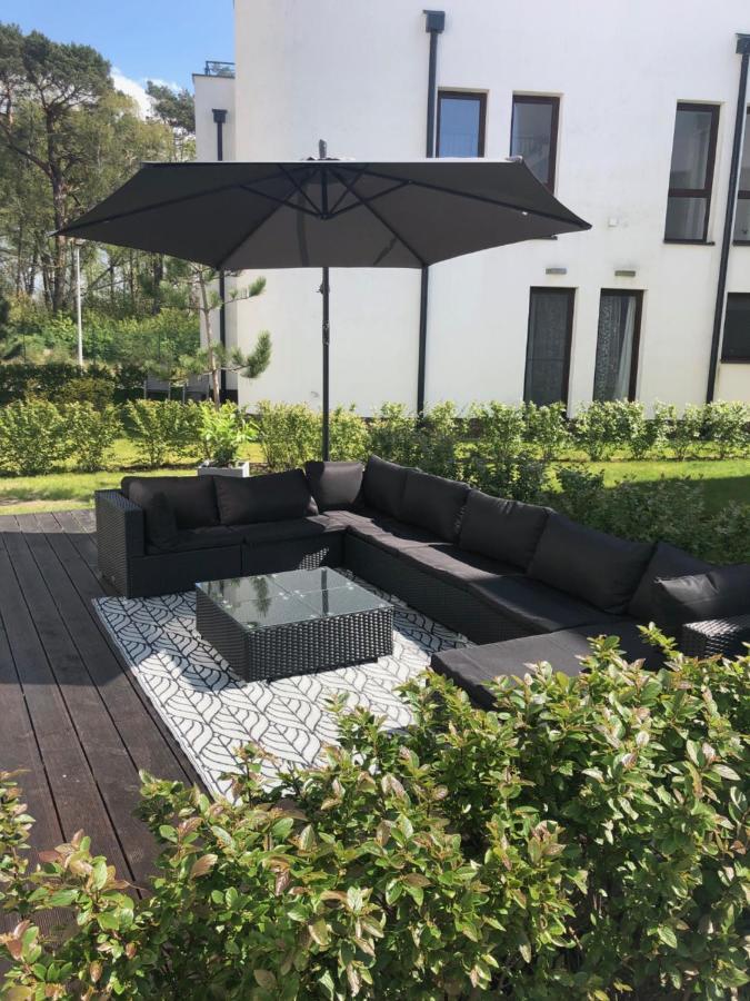 Apartament Baltica Z Ogrodkiem - W Ustronnym Miejscu Tuz Przy Plazy Rogowo  Exterior foto